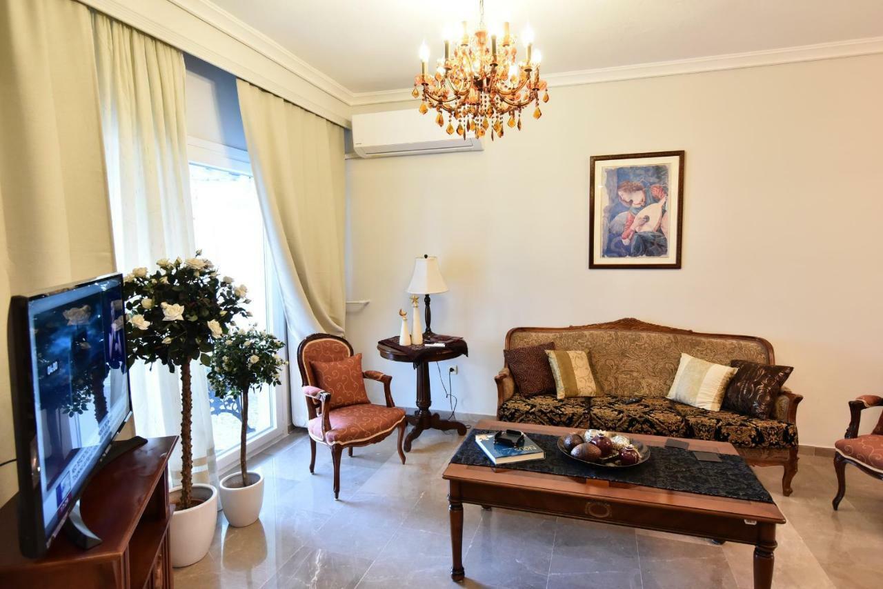 Queens Bed&Rest Luxury Apartment Kavála Exterior photo